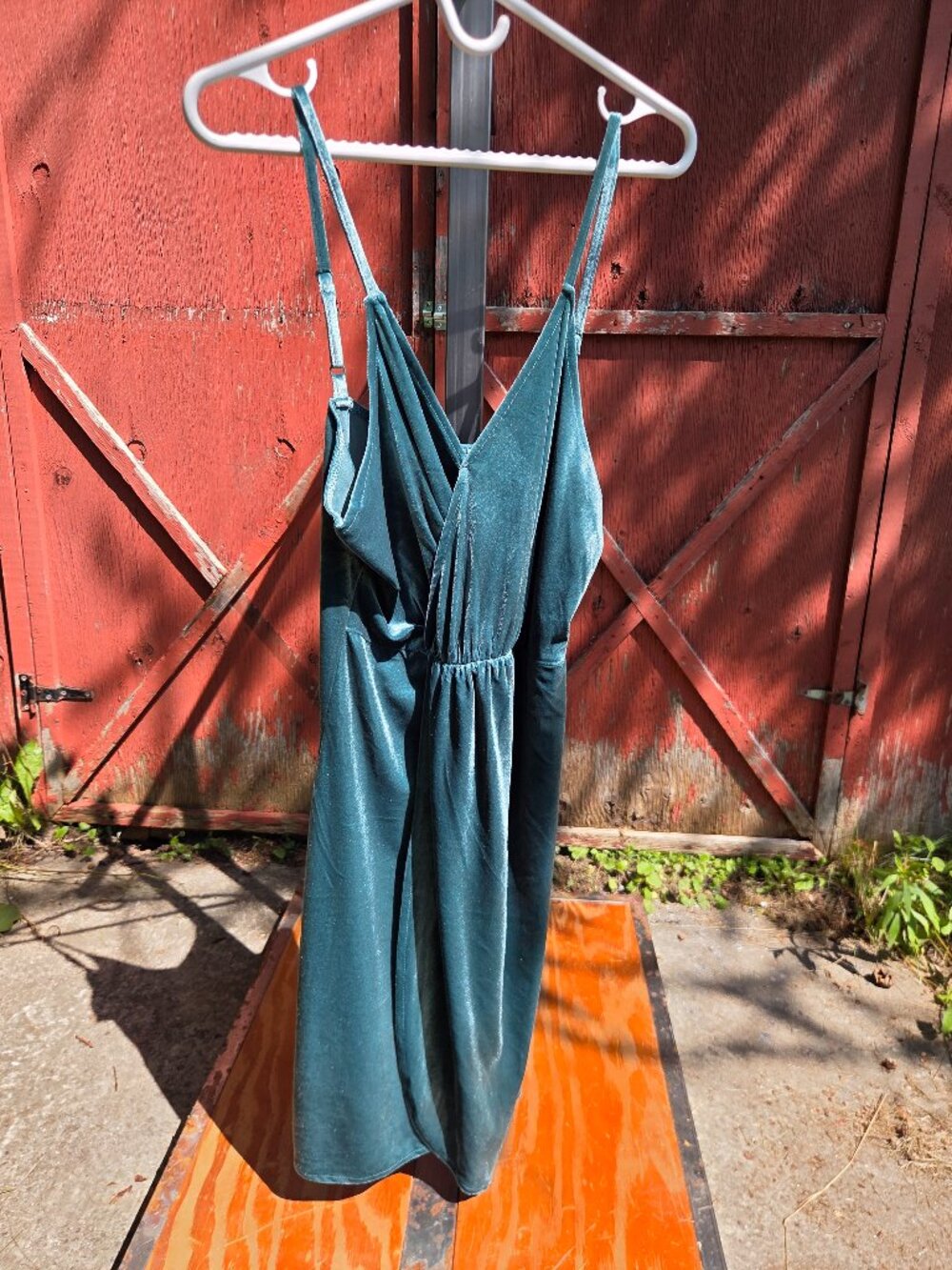 Green Velvet Ruched Slip Dress with Adjustable Straps | Women’s Size XL